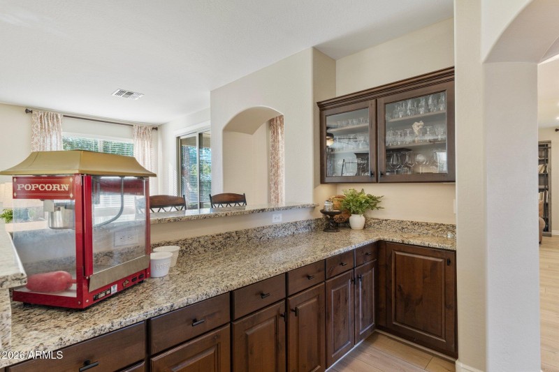 Sleek Dry Bar - Perfect for a