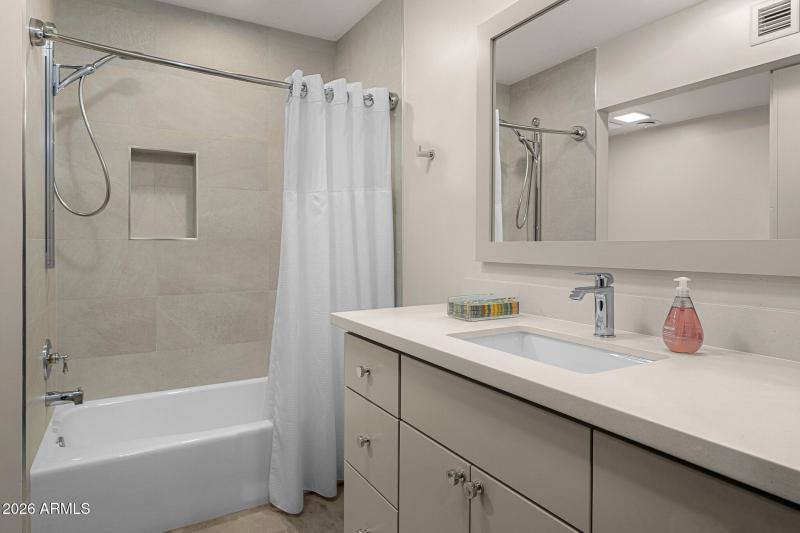 27guest bathroom