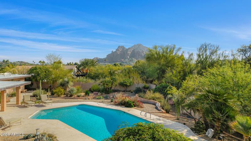 30backyard mountain views_aerial