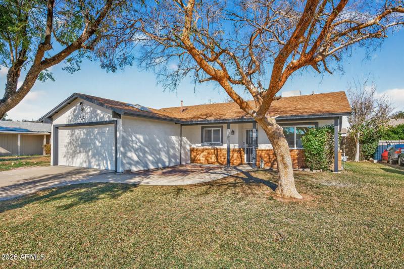 02_7352_W_Meadowbrook_Ave2_mls