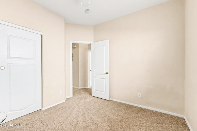 19 Greenland Park