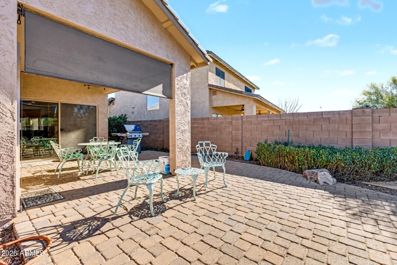 27 Greenland Park