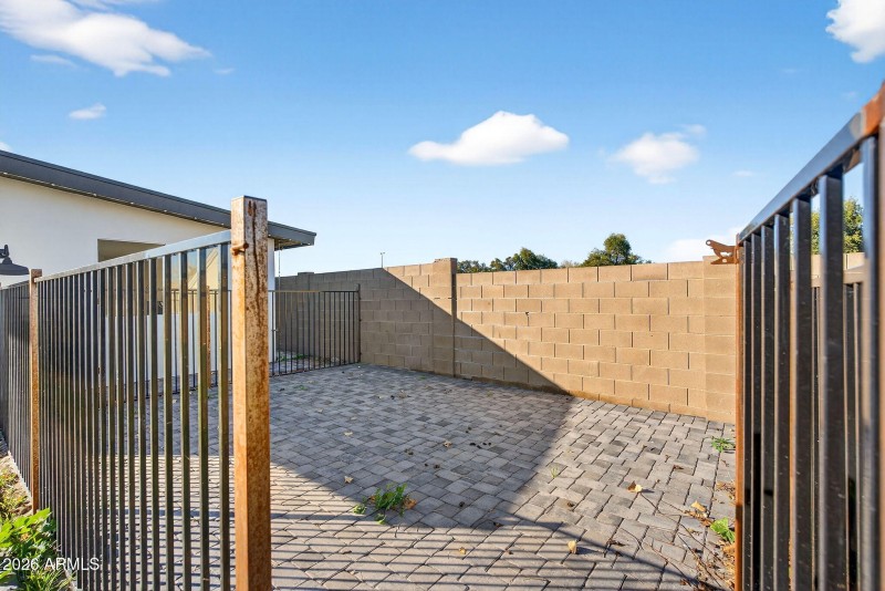 53-web-or-mls-54-E Claxton St