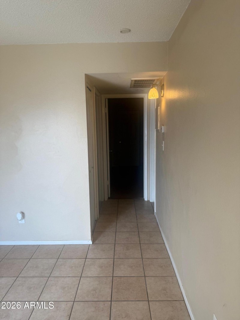 1622 East Campbell Avenue Hallway