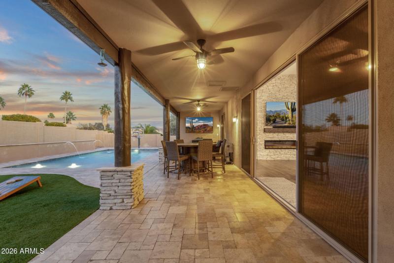 53-web-or-mls-16542-e-oxford-dr