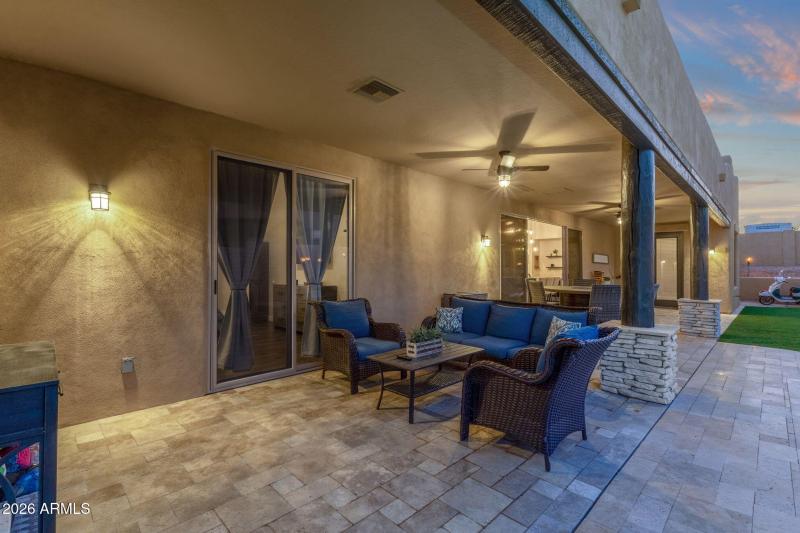 54-web-or-mls-16542-e-oxford-dr