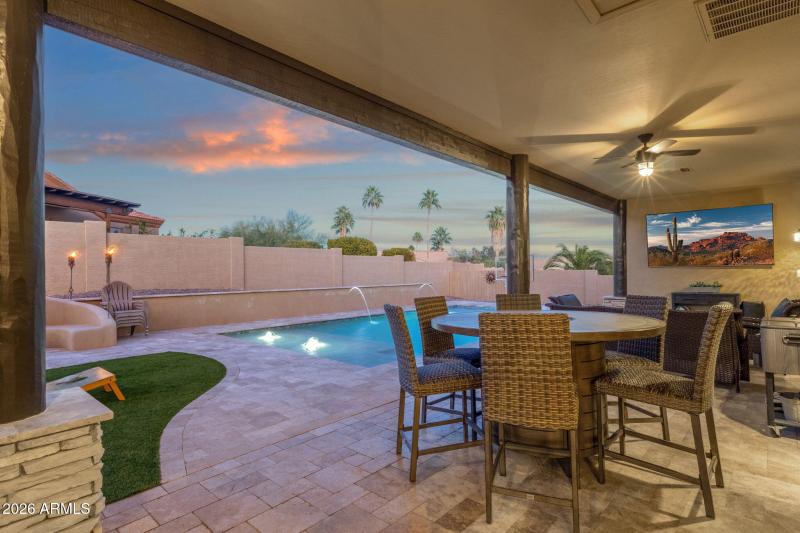 55-web-or-mls-16542-e-oxford-dr