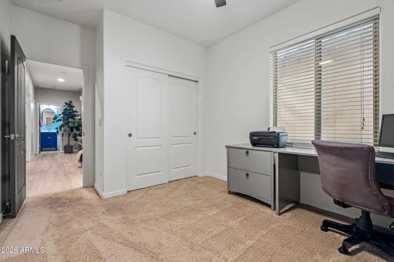 30-web-or-mls-9238 W Buckhorn Trail Revi