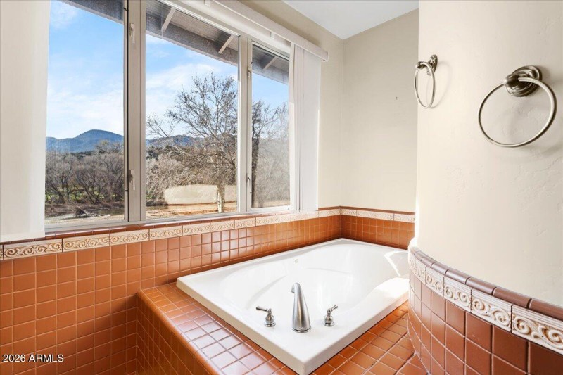 40-Bathroom Tub View