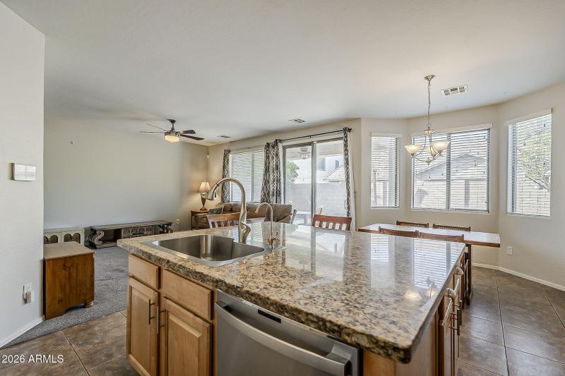 19-web-or-mls-Phelps-19