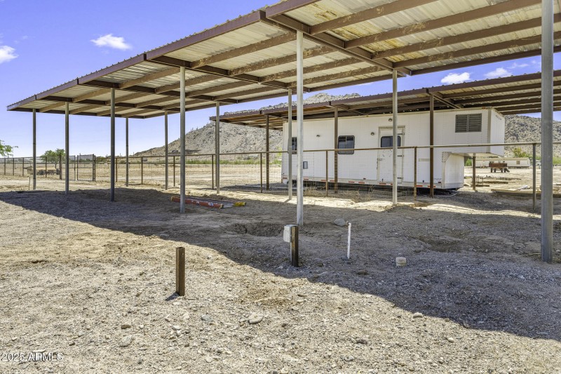 13050 N Breeze Way-70