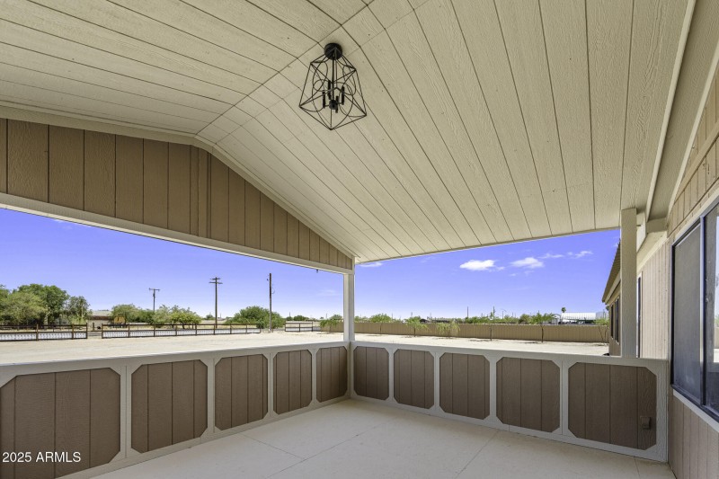 13050 N Breeze Way-56