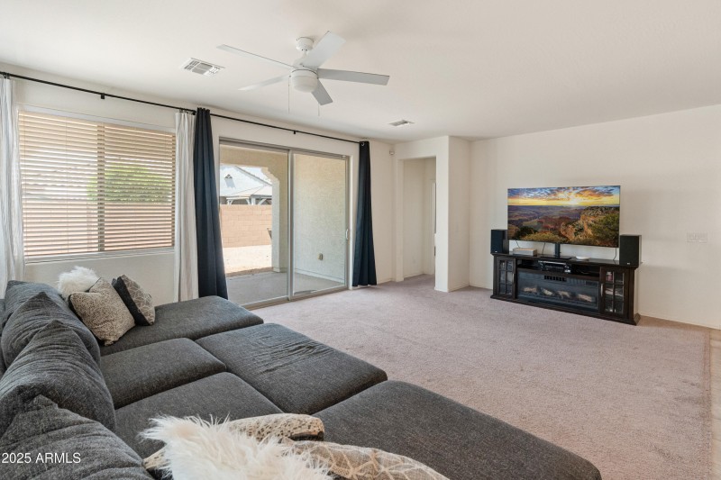 24580 N 144th Ave-18