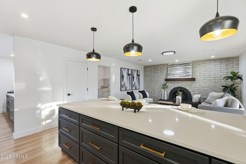 130060_KitchenFamily2