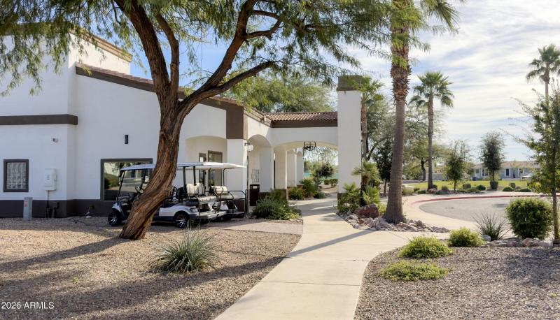 55-16101-N-El-Mirage-rd-coppersun-comuni