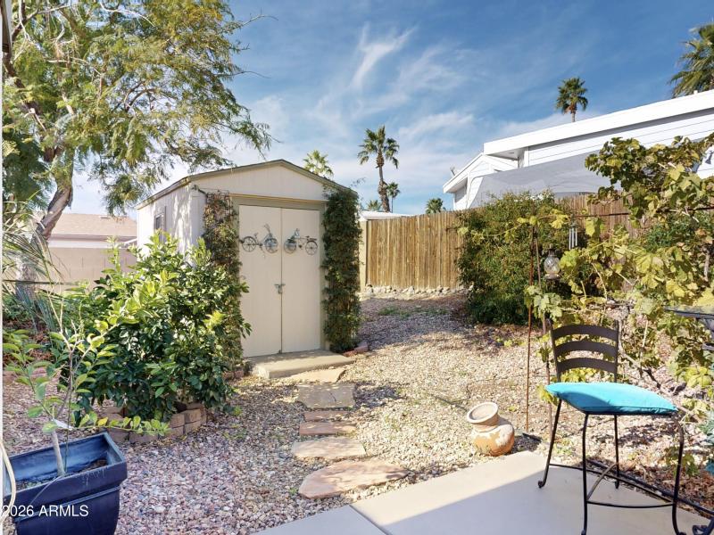 66-16101-N-El-Mirage-rd-343-exterior-012