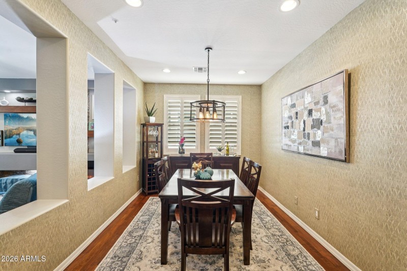 14-web-or-mls-N 127th Ln-S1301-014