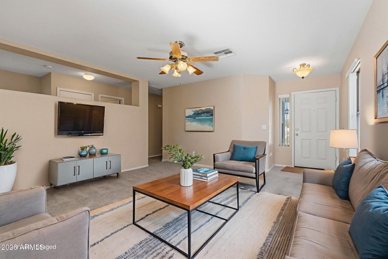 7-web-or-mls-16675 W Paradise Ln--9 virt