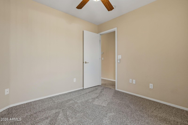 34-web-or-mls-16675 W Paradise Ln--16