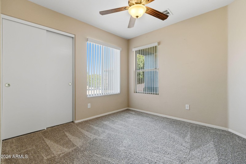 35-web-or-mls-16675 W Paradise Ln--15