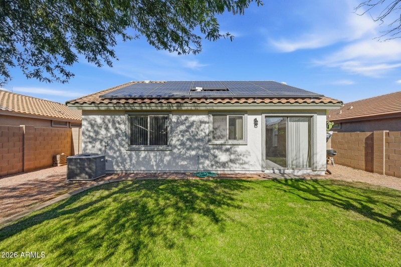 41-web-or-mls-16675 W Paradise Ln--27