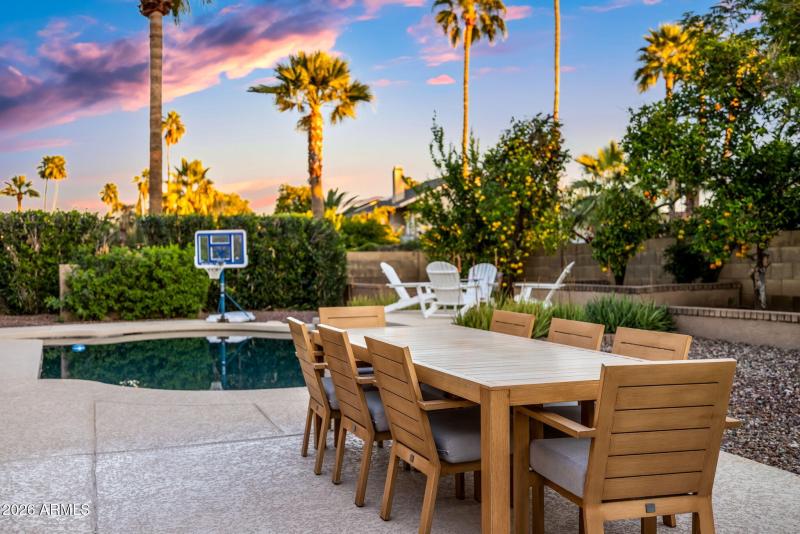 Multiple dining areas