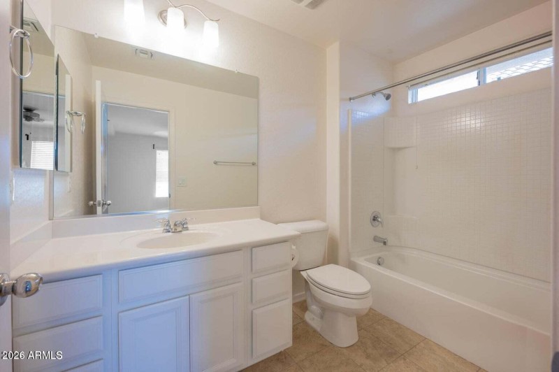 20240815035256772651000000-o