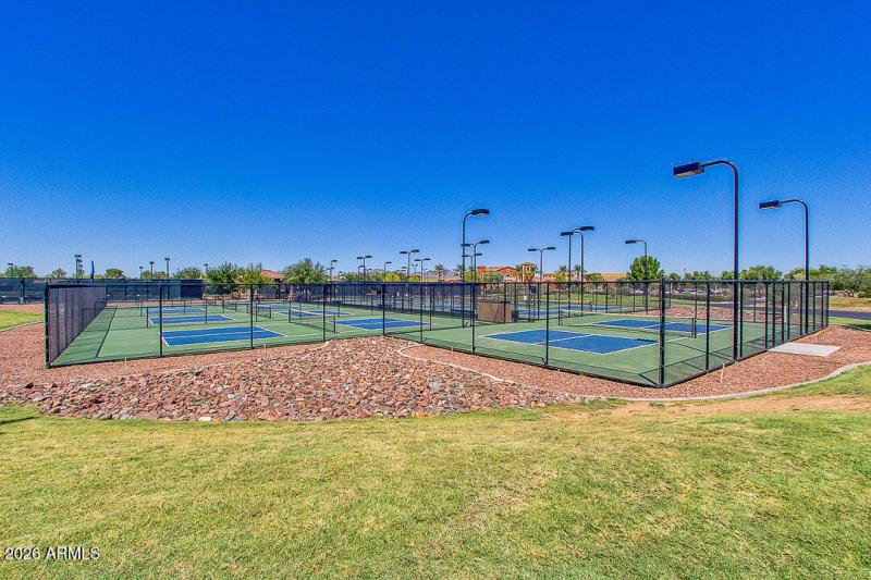 24 Nine World-class Pickleball Courts