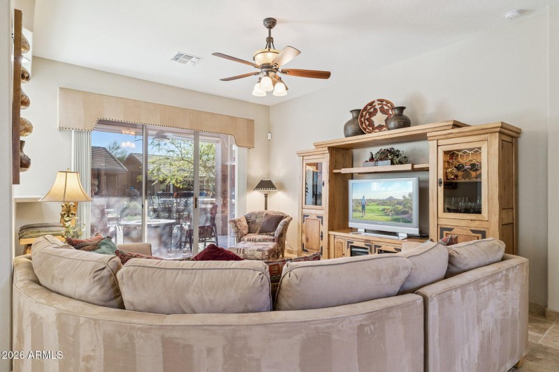 3-web-or-mls-7217-e-canyon-wren-dr