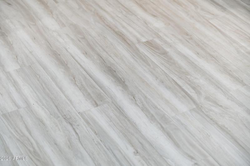 New Mohawk Vinyl Flooring