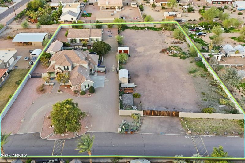 08-Aerial View (w_ parcel boundaries)