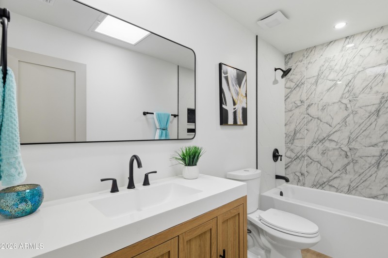 13-7761_E_Chaparral_Rd_10