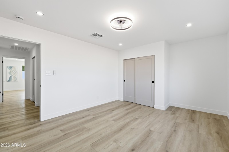 16-7761_E_Chaparral_Rd_12