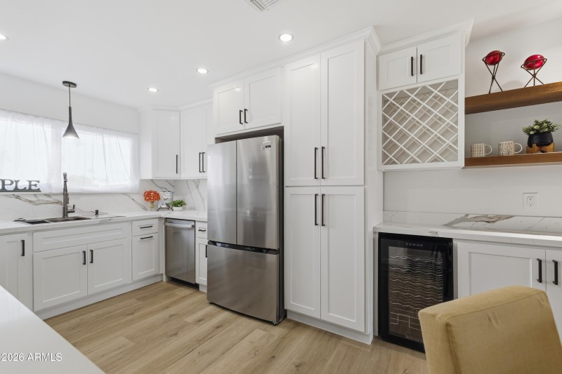 02-7761_E_Chaparral_Rd_3