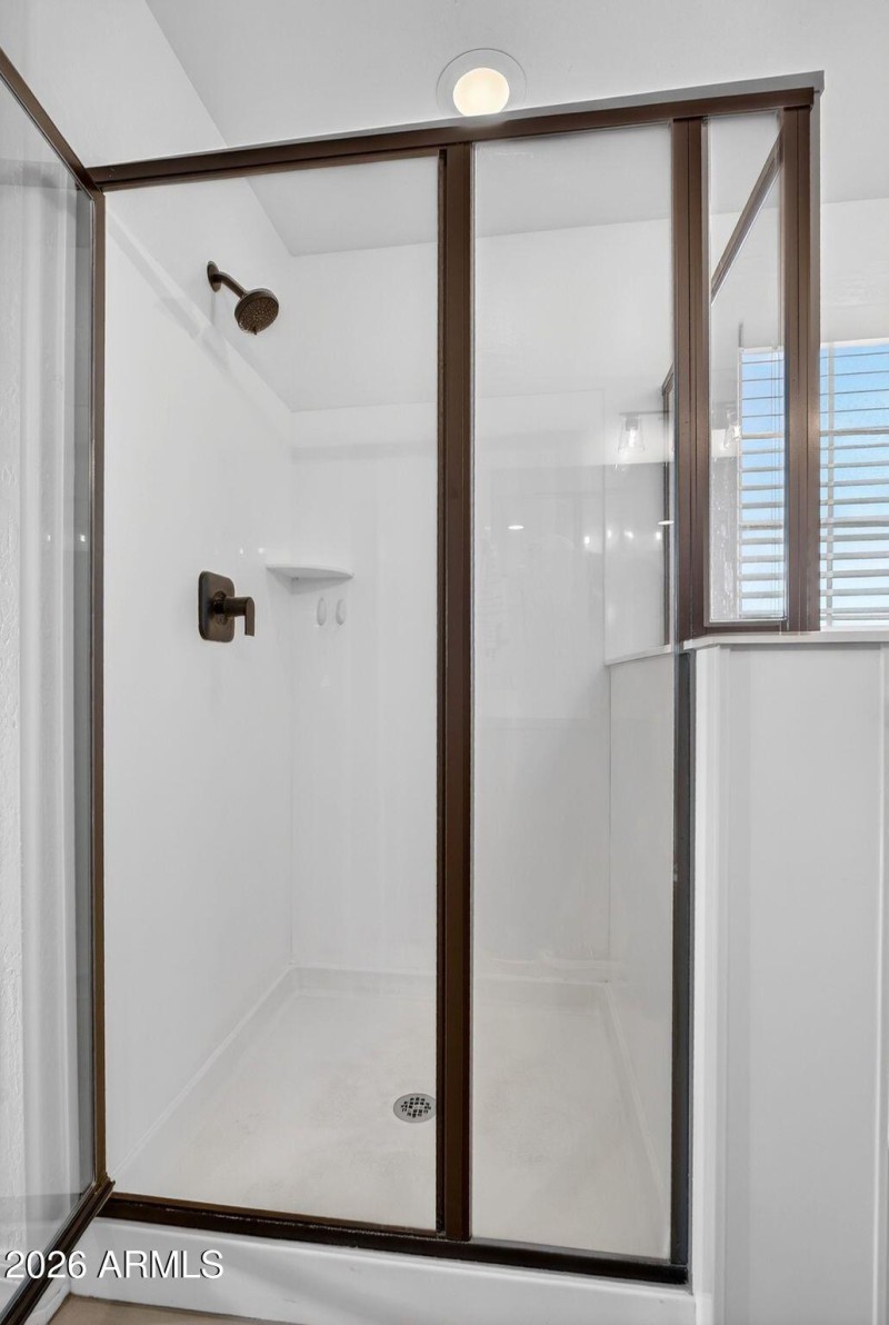 031_37-web-or-mls-07-e_saturn_ave_419