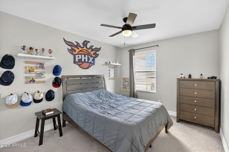 035_43-web-or-mls-13-e_saturn_ave_582