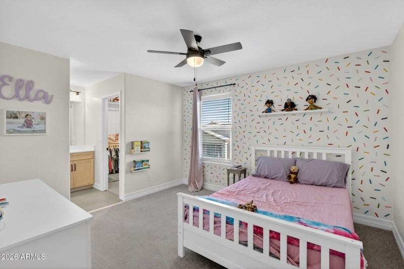 040_48-web-or-mls-18-e_saturn_ave_247