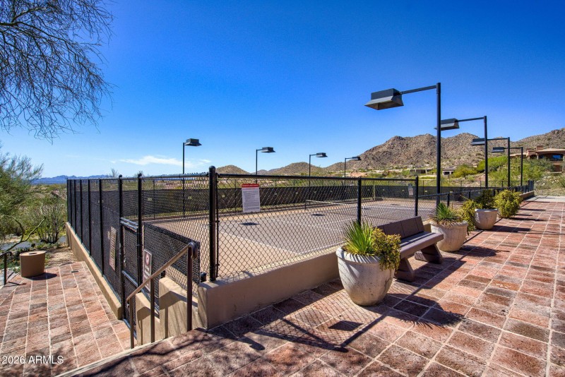 4-web-or-mls-Community 12