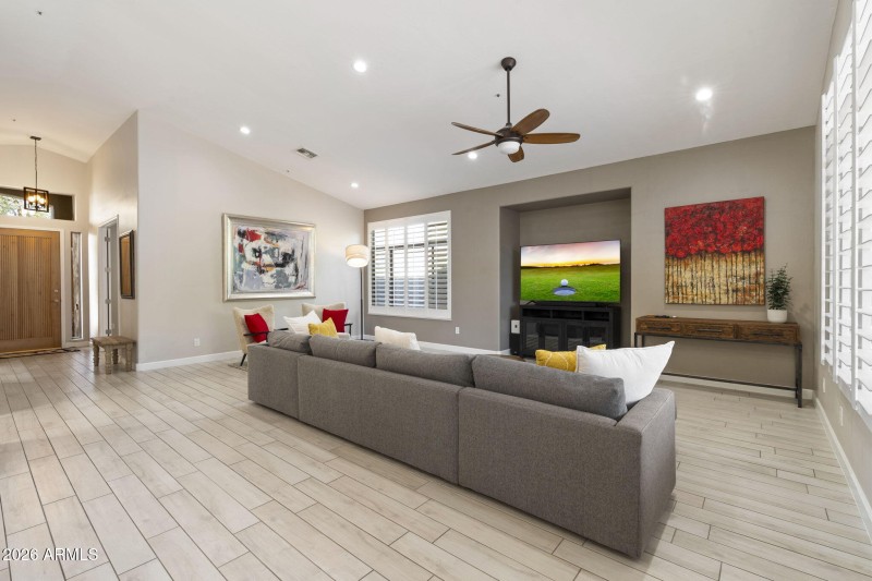 23-web-or-mls-DSC07400