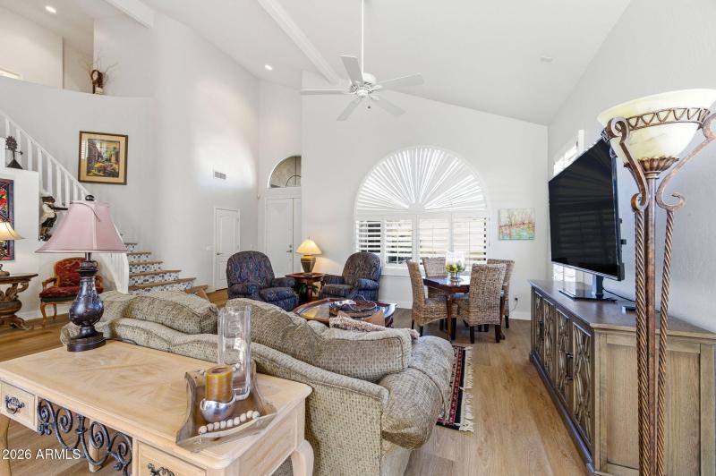 14-web-or-mls-6429 E Clair Dr-14