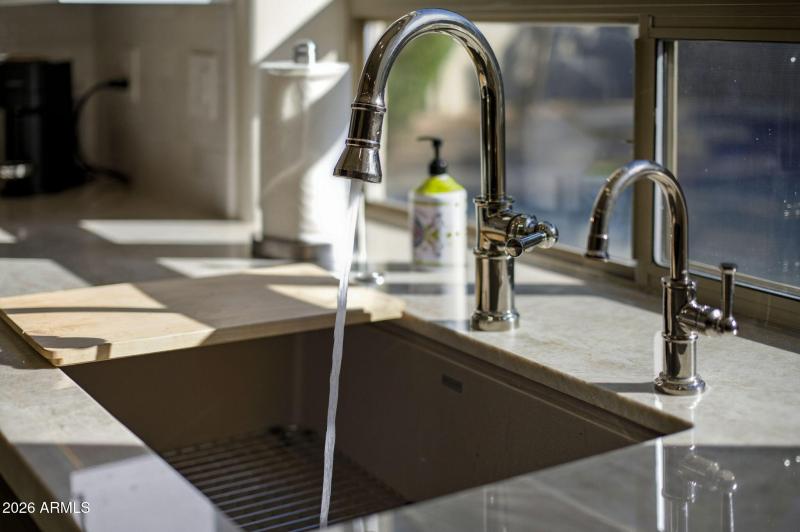 24-web-or-mls-6429 E Clair Dr-24