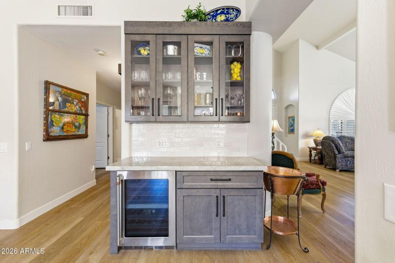 31-web-or-mls-6429 E Clair Dr-31