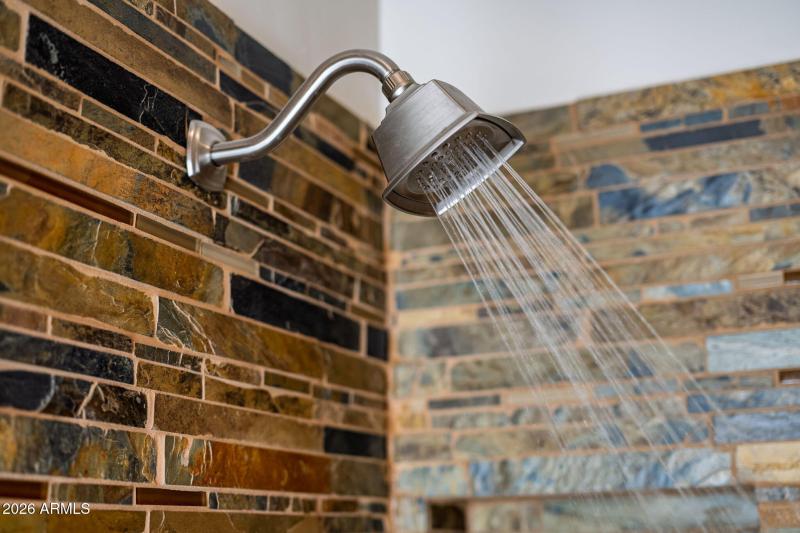 42-web-or-mls-6429 E Clair Dr-42