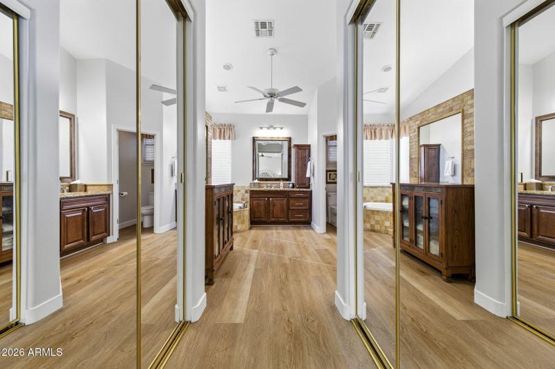 50-web-or-mls-6429 E Clair Dr-50