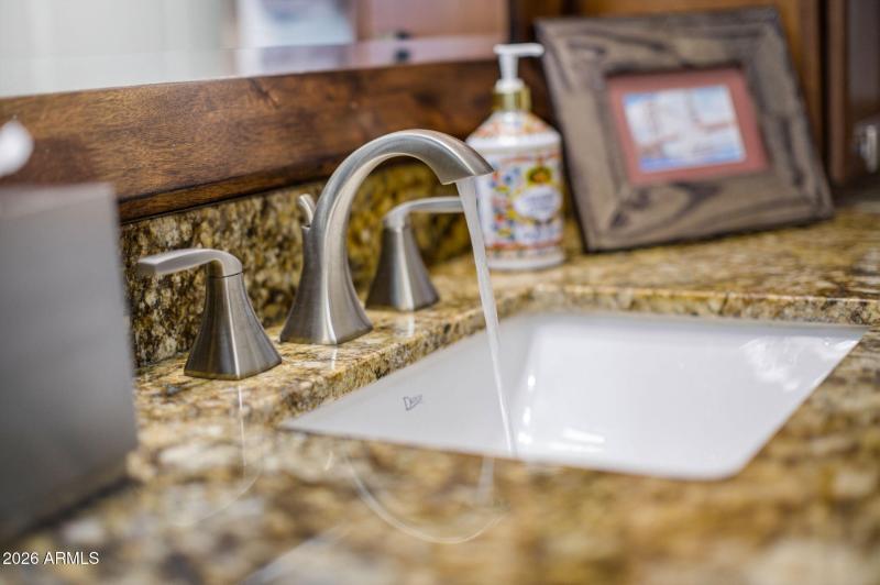 53-web-or-mls-6429 E Clair Dr-53