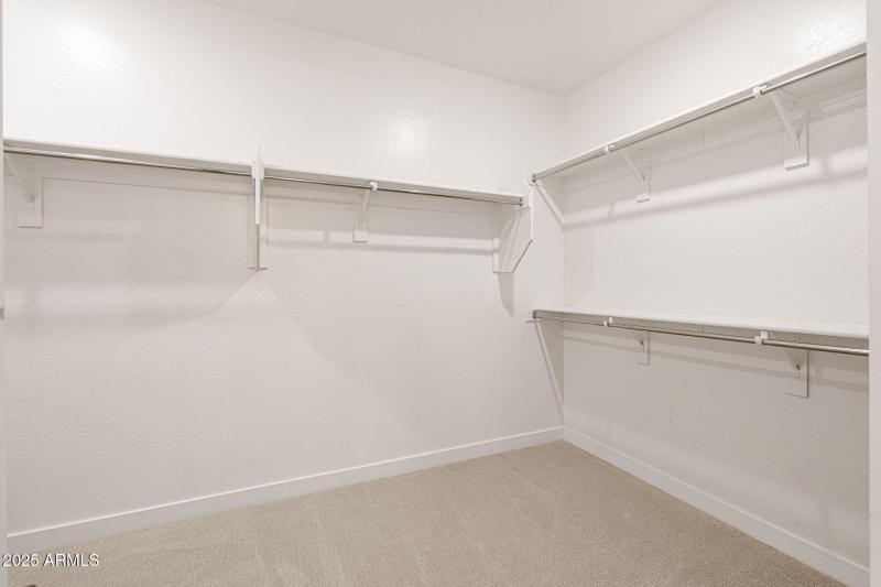 1458 E Lodgepole Dr - 16