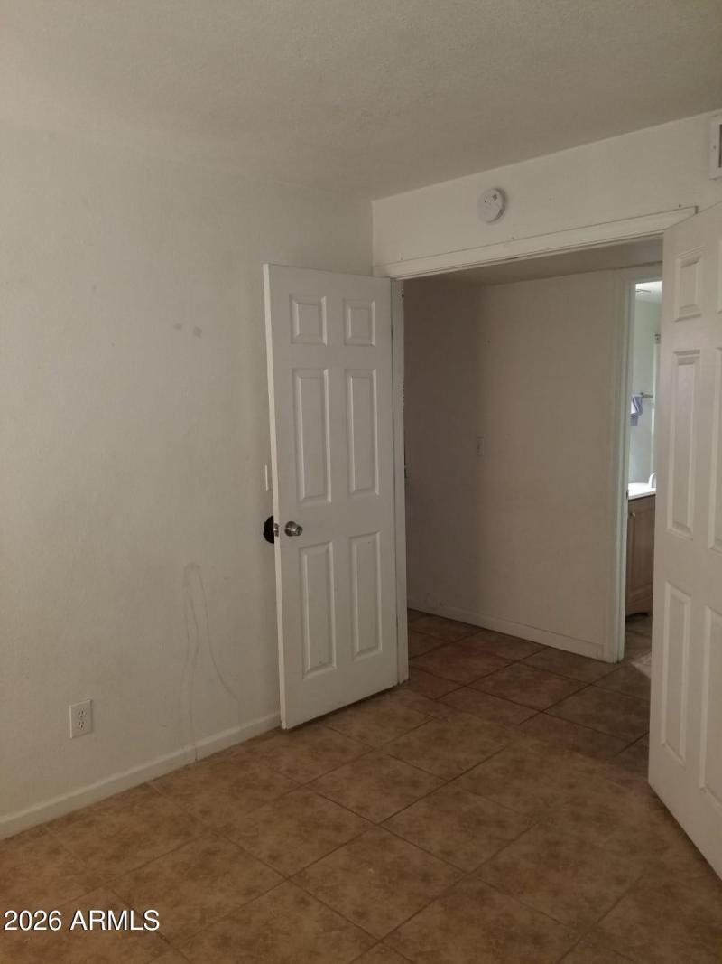 5236 W Peoria Ave 143