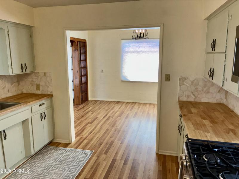 105 - Kitchen & DR1 - Copy