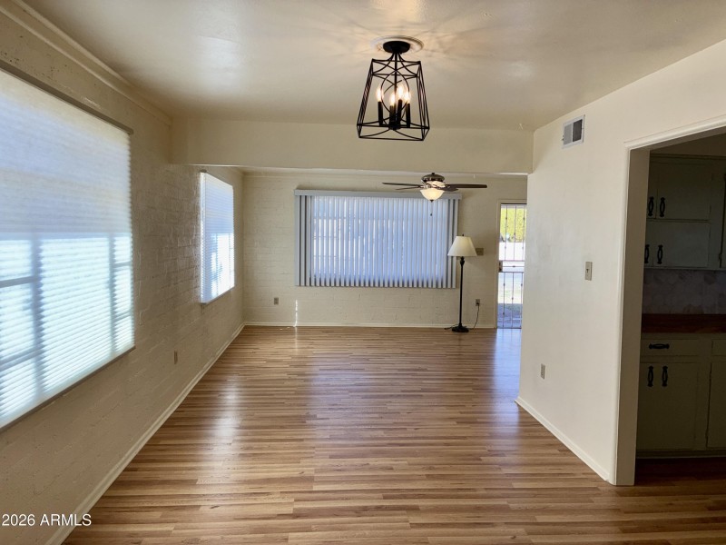 105 - LR & DR2 - Copy