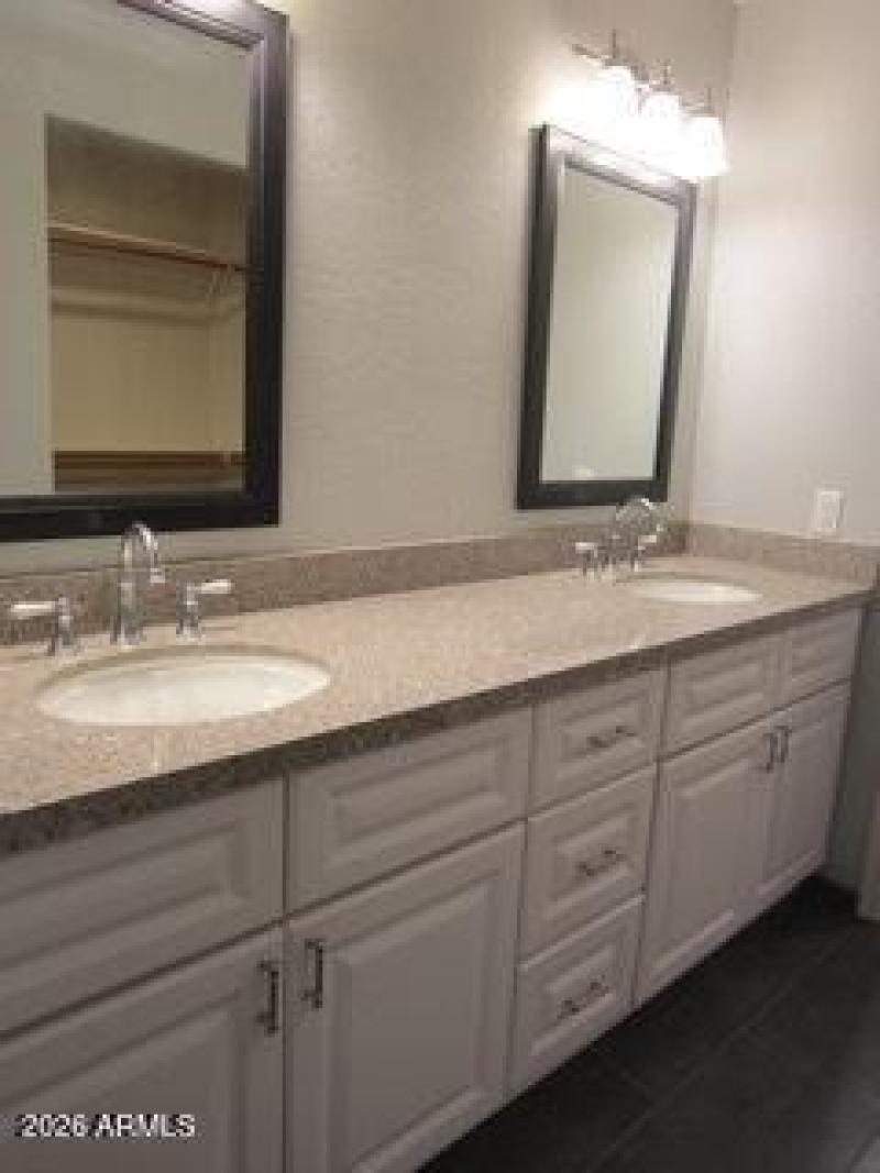 Guest Dual Vanity